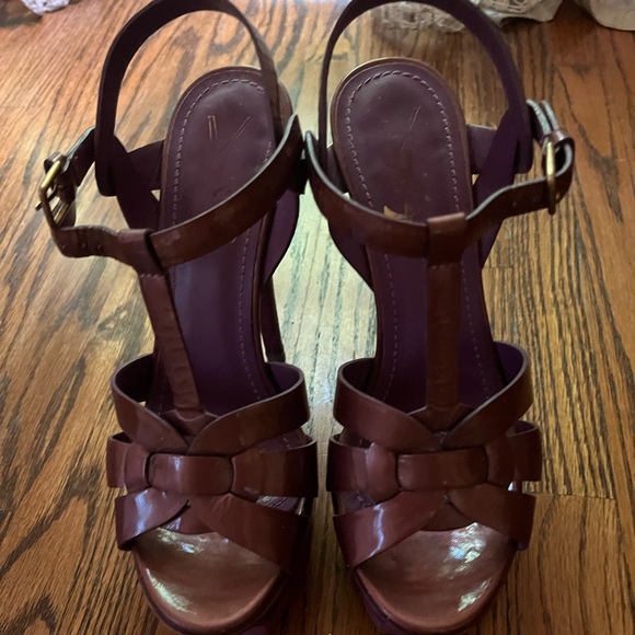 Vintage YSL Tribute RARE Platform Stingray T Strap 5.5 - Picture 2 of 14